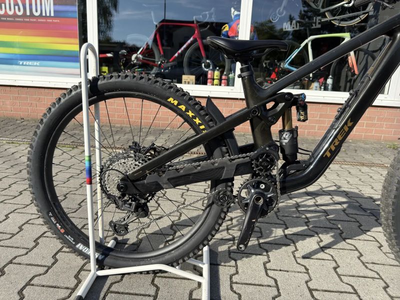 Trek Slash 9.8 Gen 6 M