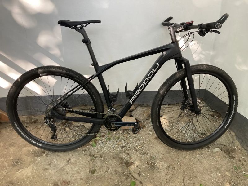 Prodoli Custom made karbon