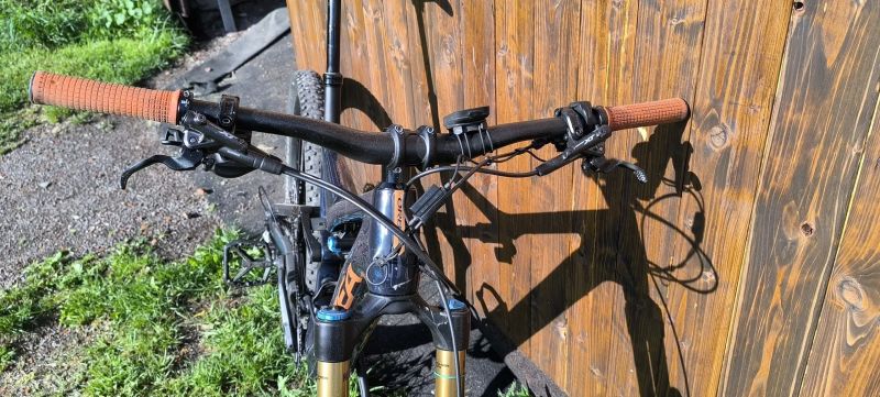 Orbea Rise M10 vel.L 360Wh+250Wh