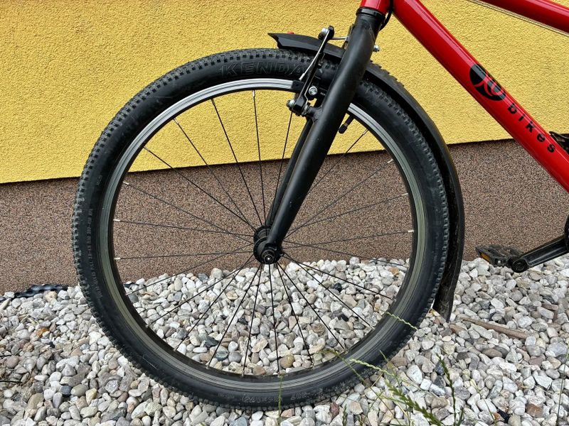 Dětské lehké kolo KUbikes 24 L Mtb - červené