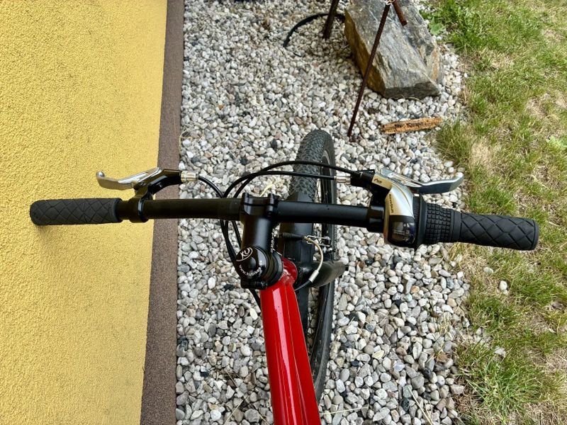 Dětské lehké kolo KUbikes 24 L Mtb - červené