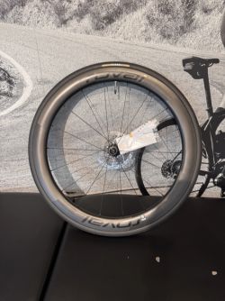 Zapletená kola Roval Rapide CL III