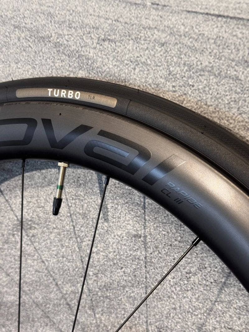 Zapletená kola Roval Rapide CL III