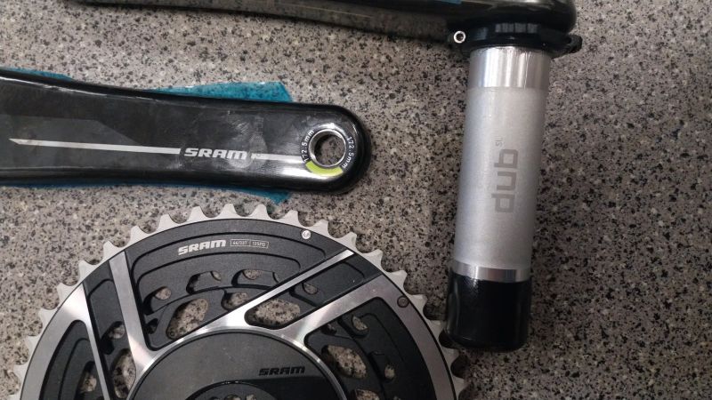 SRAM Red E1 DUB Carbon
