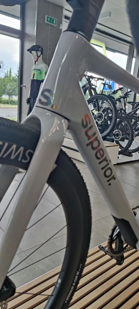 Prodám nový vystavený gravel SUPERIOR XR 9.7 GR Gloss Grey / Grey, vel. 54cm (M)