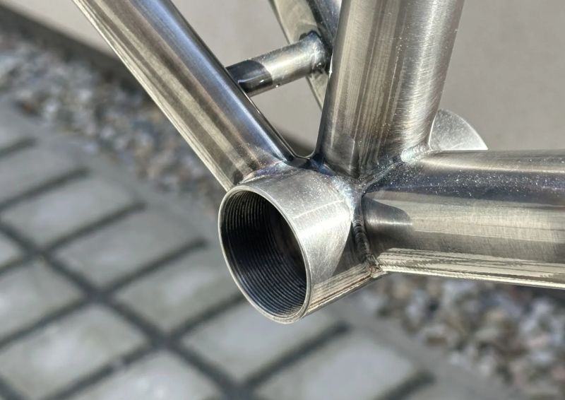 JJ Atelier - endurance silnička - gravel