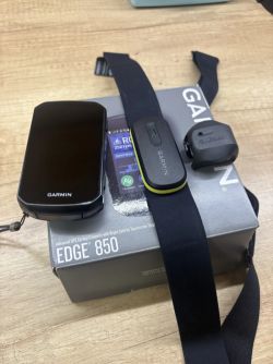 Garmin Edge 850 HRM600 měřič rychlosti