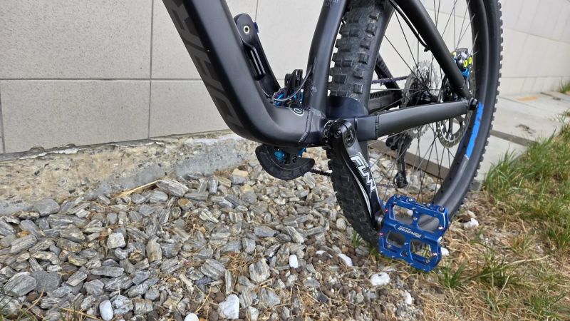 Dartmoor Hornet Pro