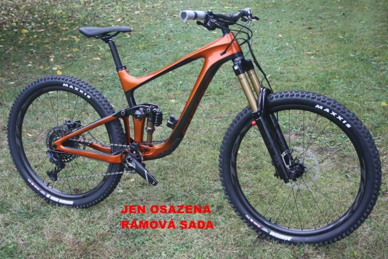 GIANT Reign Advanced Pro 29 1 – závodní enduro s karbonovým rámem – NOVÉ