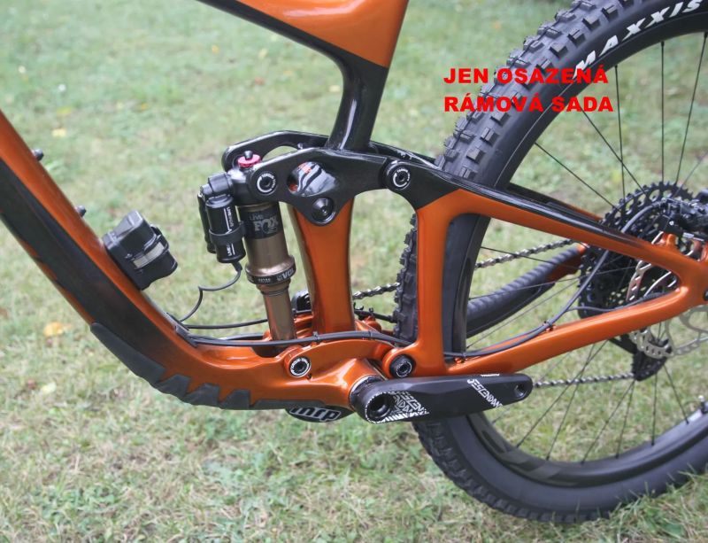 GIANT Reign Advanced Pro 29 1 – závodní enduro s karbonovým rámem – NOVÉ