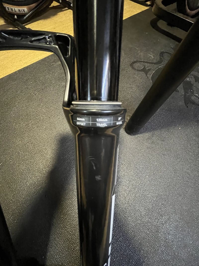 Prodám vidlici Rock Shox SID Select+ 120mm, 3P, Charger Race Day 2
