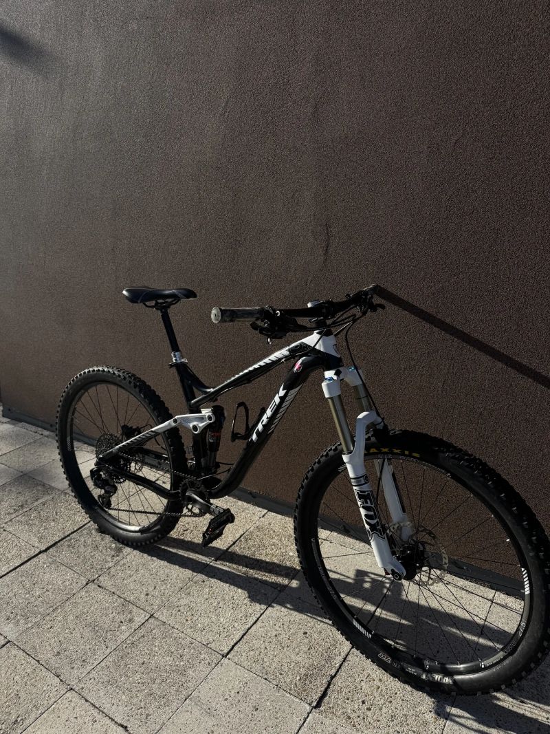 Trek Remedy 8