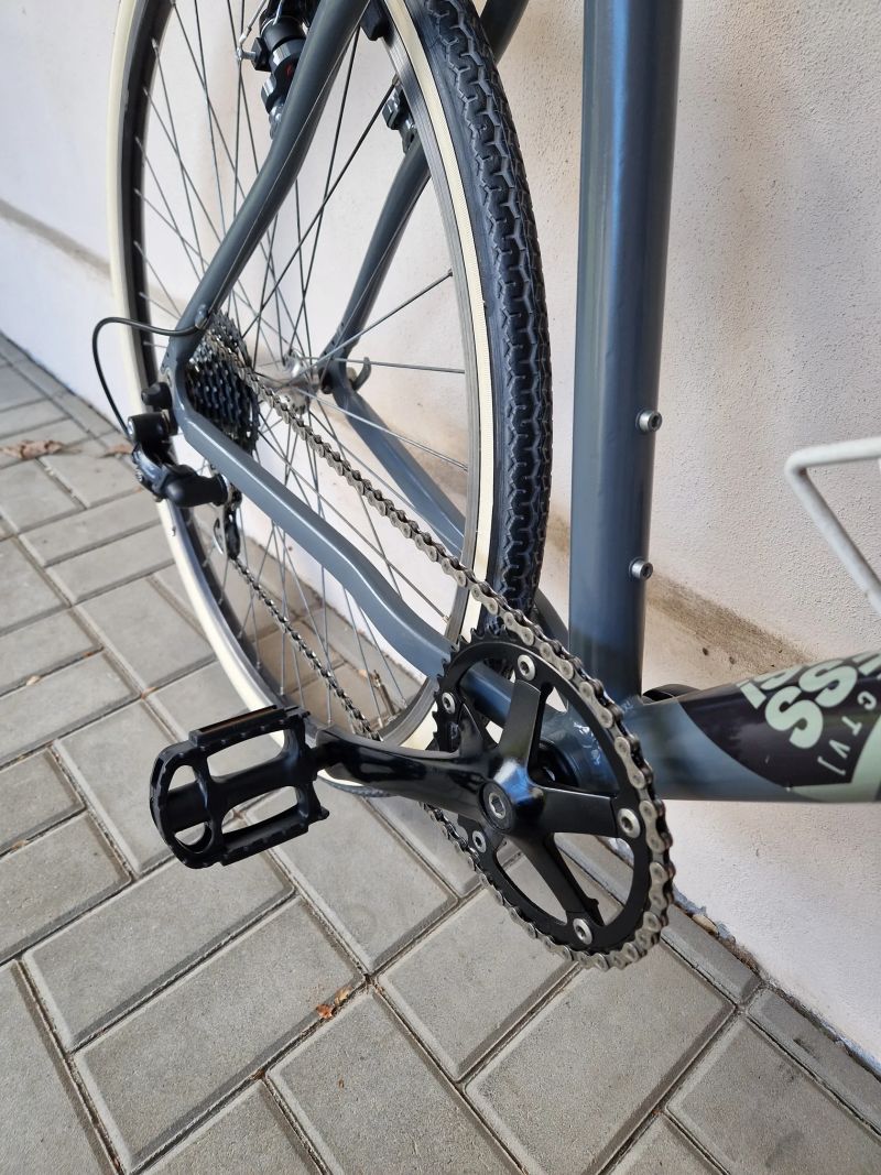 Gravel bike