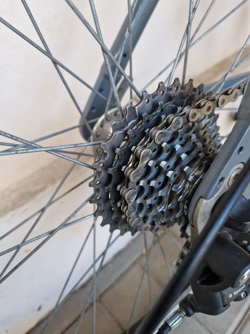 Gravel bike