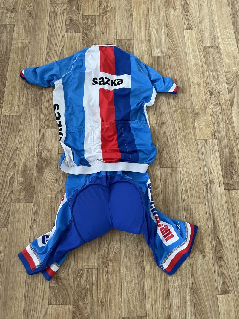 Kalas dres a kraťasy