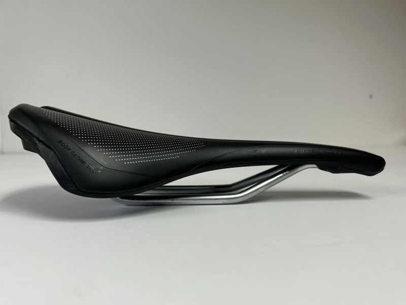 sedlo Specialized Phenom 