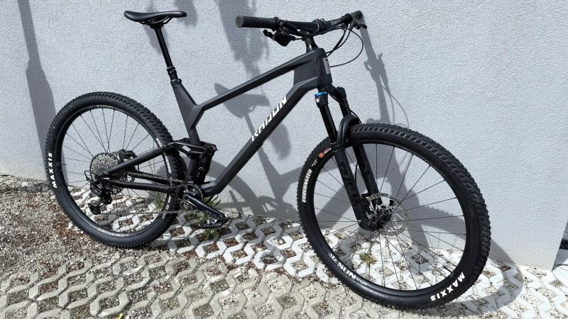 RADON SKEEN TRAIL 9.0 CF, CARBON 29“, BOOST, FOX, SLX/XT