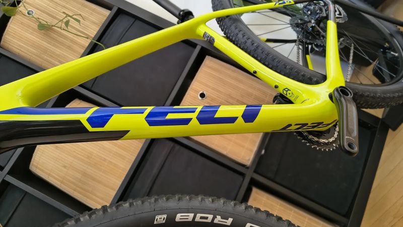 Felt Doctrine 6 carbon Chartreuse /M/ Shimano XT SLX