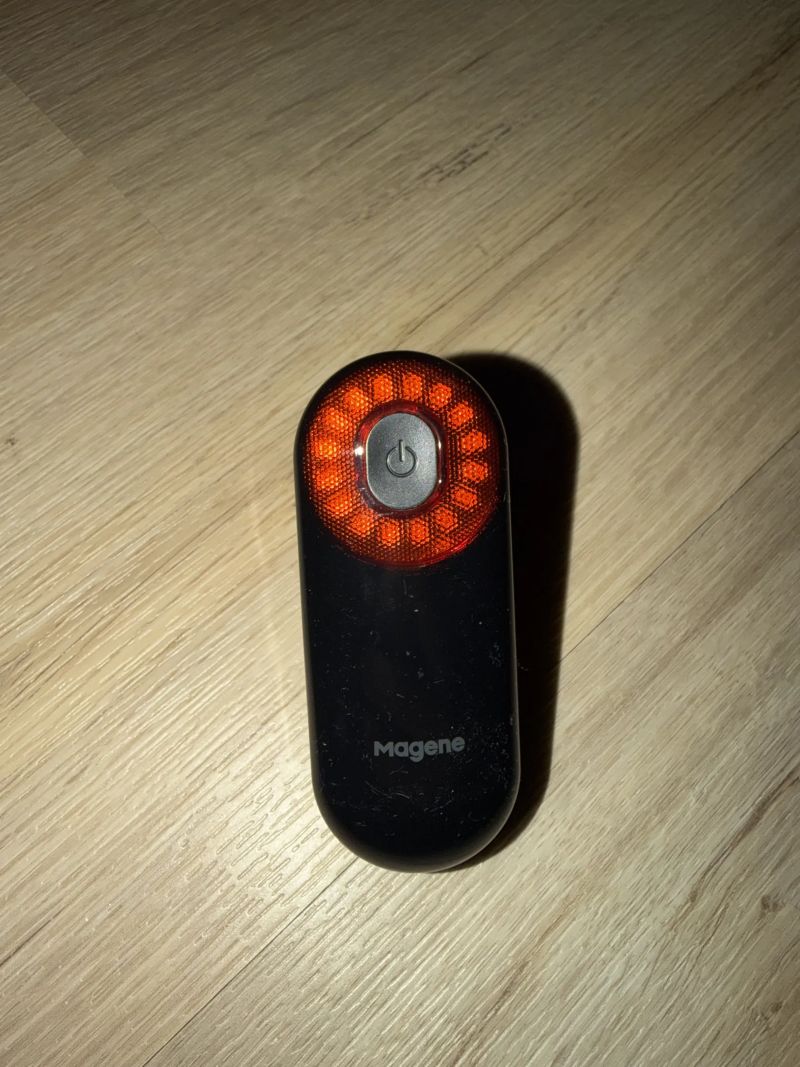 Prodám Magene L508 Radar Tail Light