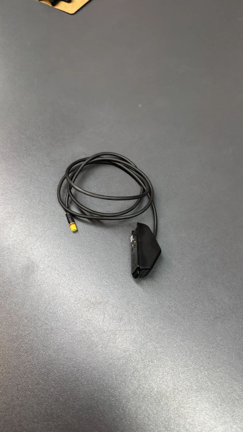 Napájecí kabel Sram AXS pro motory Bosch - 880 mm
