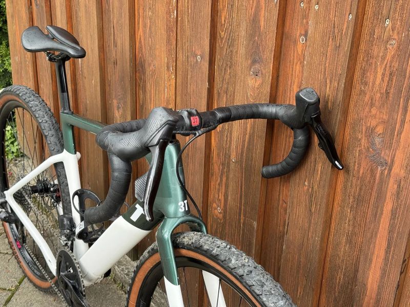 SLEVA - 3T Exploro RaceMax Rival AXS