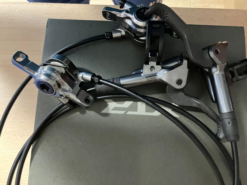 Nové set brzdy Shimano XTR přední + zadní BL-M9200 / SM-BH90 / BR-M9100