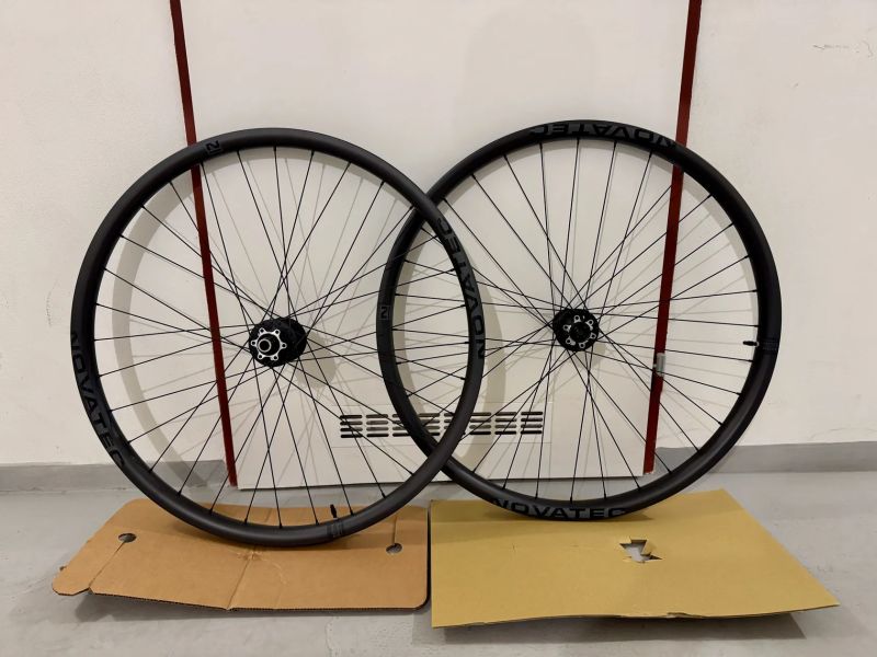 Novatec M30 Carbon 29" Shimano MicroSpline