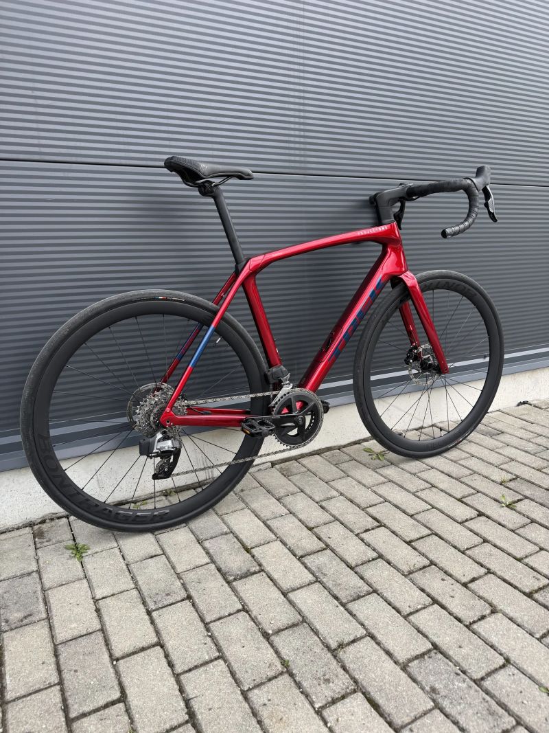 Trek Domane SLR 6 Gen 4 Project One