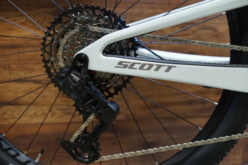 SCOTT Spark RC Team white