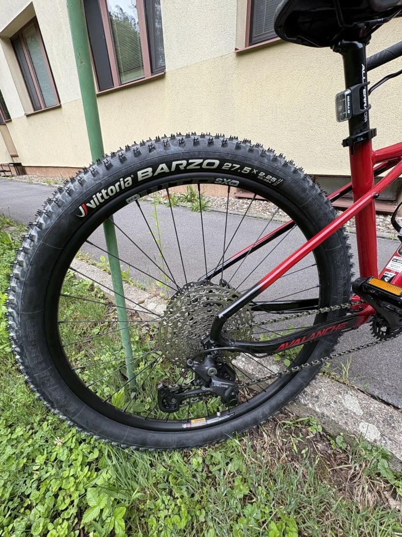 GT Avalanche vel. S - Perfektní stav