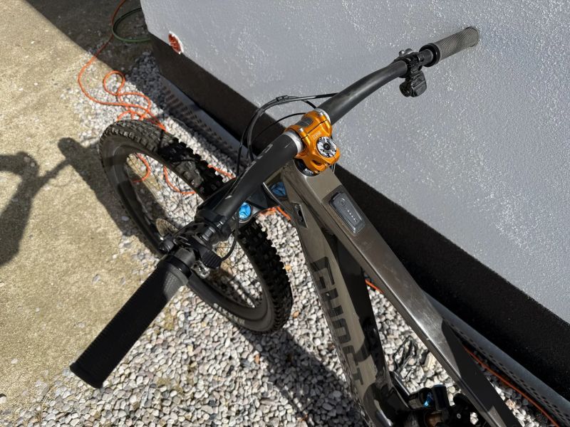 Ghost Path Riot LTD, vel. M, najeto jen 450 km! model 2025