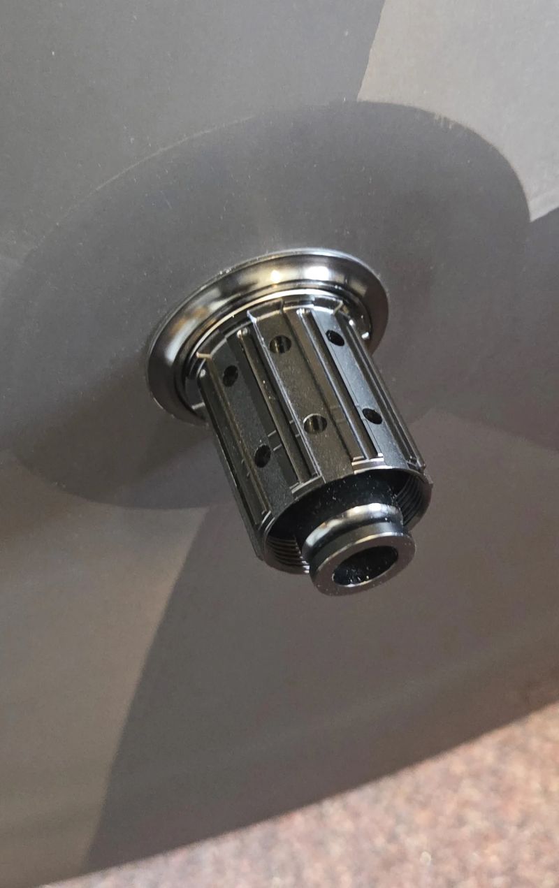 Nový nejetý zadní disk EIE CARBON - 942 g