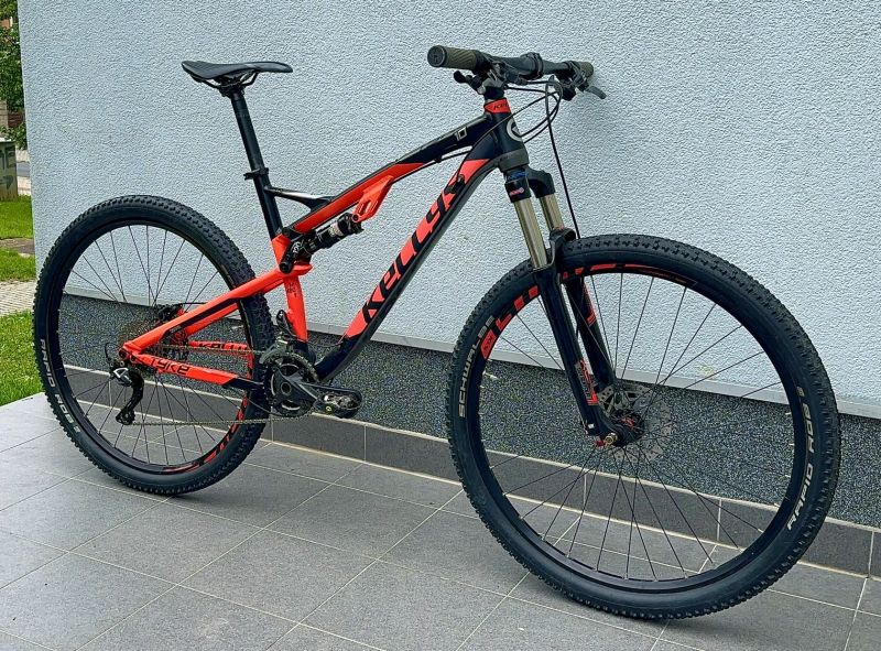 Celoodpružené horské kolo Kellys Tyke 10 29” , L (19)