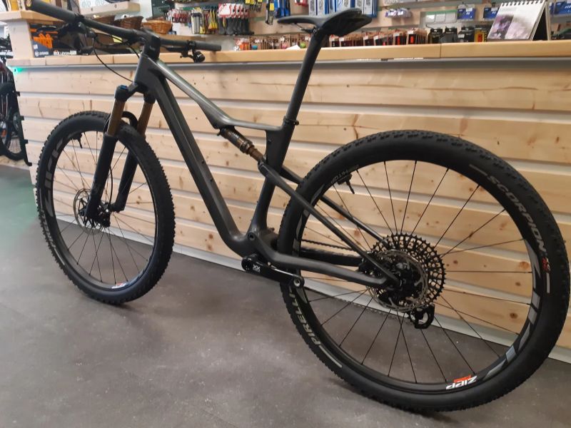 Orbea OIZ M-LTD