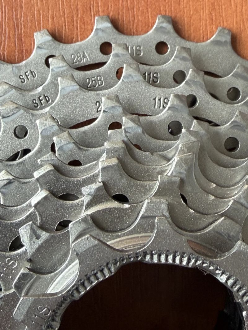 Sada Ultegra r8000...... Přechod na el.