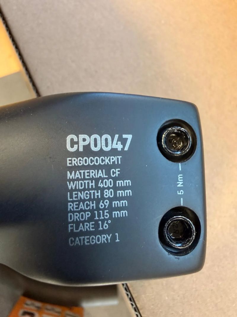 Kokpit CANYON CP0047 11/8“ CF