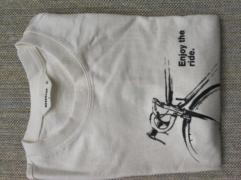 Prodám nová trička s cyklistickou tematikou, cena 199 Kč za kus.