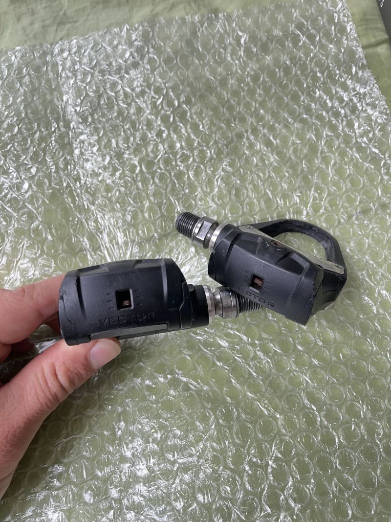 Watt pedaly Garmin Vector 3 duo
