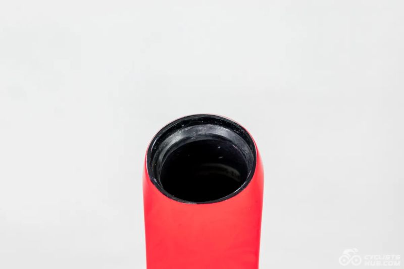 YOELEO R12 + Integrovaná řídítka YOELEO H9 (UCI approved)