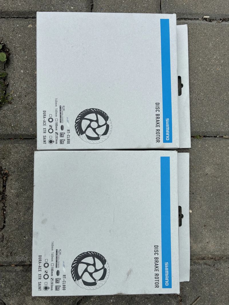 Kotouče Shimano RT-CL800 průměr 203