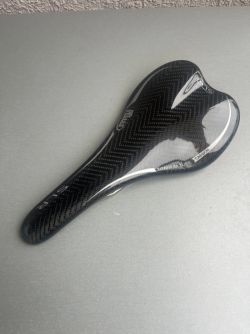 Selle Italia SLR carbon titanium