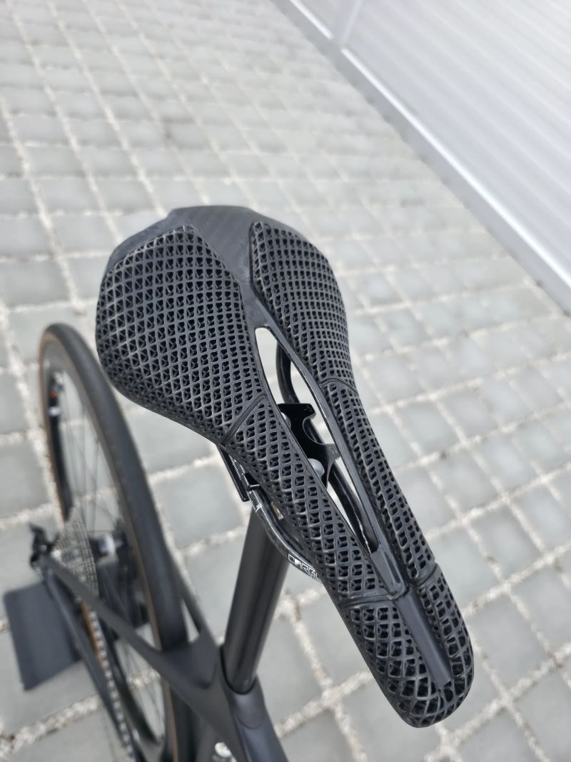 Silniční kolo Giant TCR Advanced Disc Carbon 2 105 2022 - velikost M/L