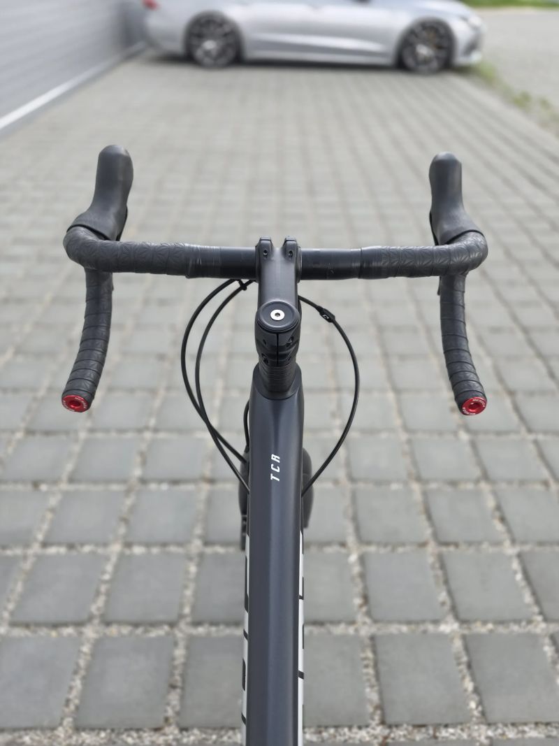 Silniční kolo Giant TCR Advanced Disc Carbon 2 105 2022 - velikost M/L