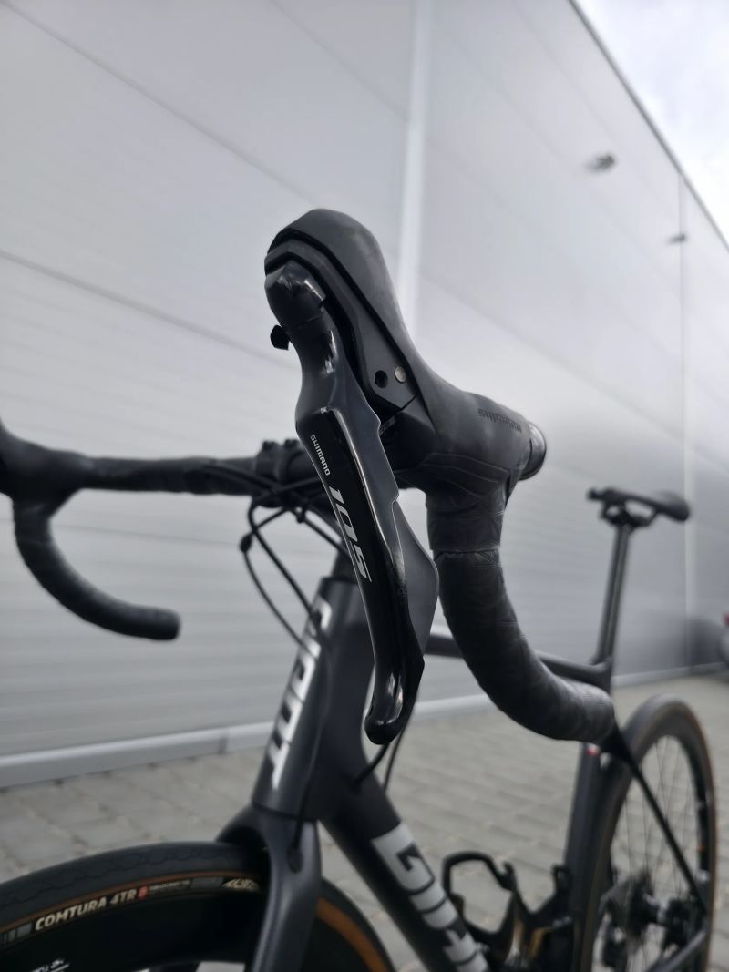 Silniční kolo Giant TCR Advanced Disc Carbon 2 105 2022 - velikost M/L
