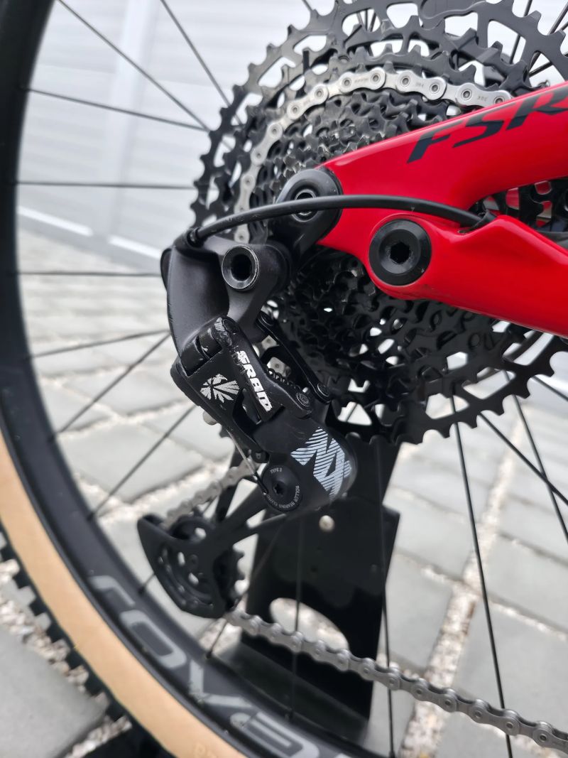 Elektrokolo Specialized Turbo Levo SL Comp Carbon 2020 - 29″ velikost XL (S5)