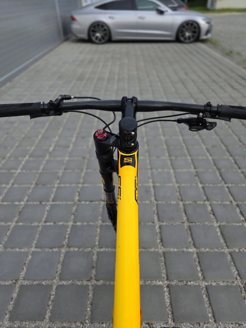 Cannondale F-Si 29″ Carbon 2 Lefty 2016 velikost L