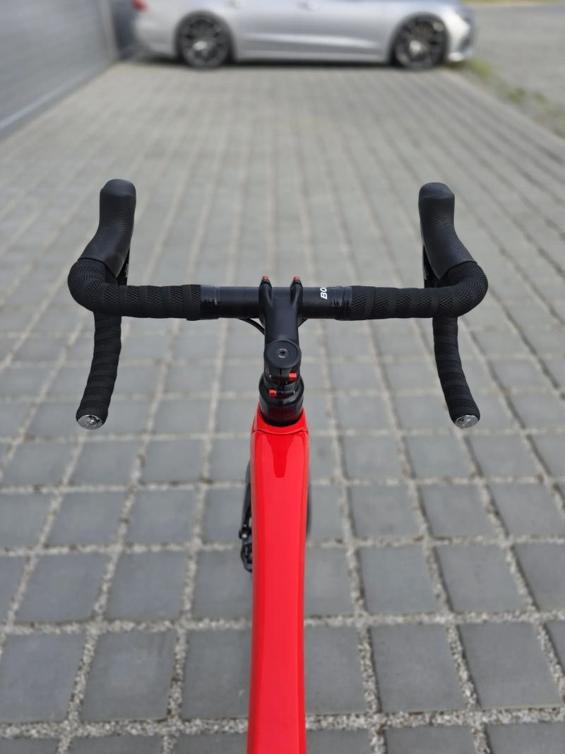 Silniční kolo Trek Émonda SLR7 Carbon AXS eTap 2022 – velikost 54cm (M)