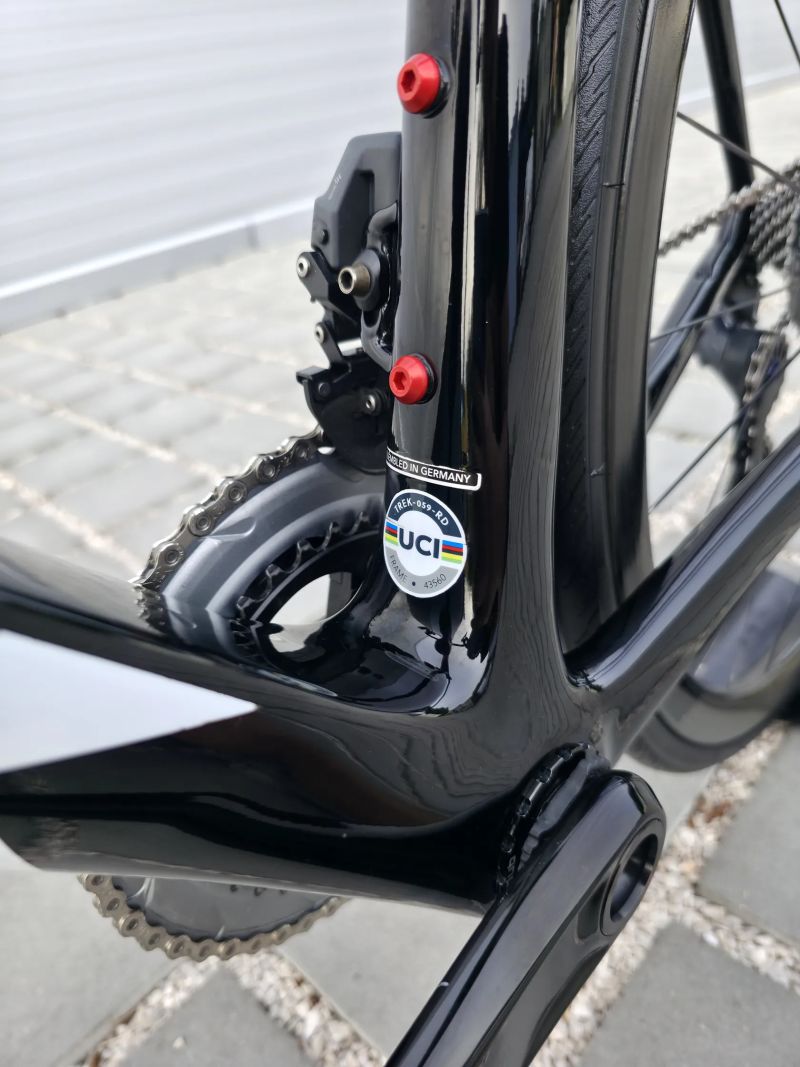 Silniční kolo Trek Émonda SLR7 Carbon AXS eTap 2022 – velikost 54cm (M)