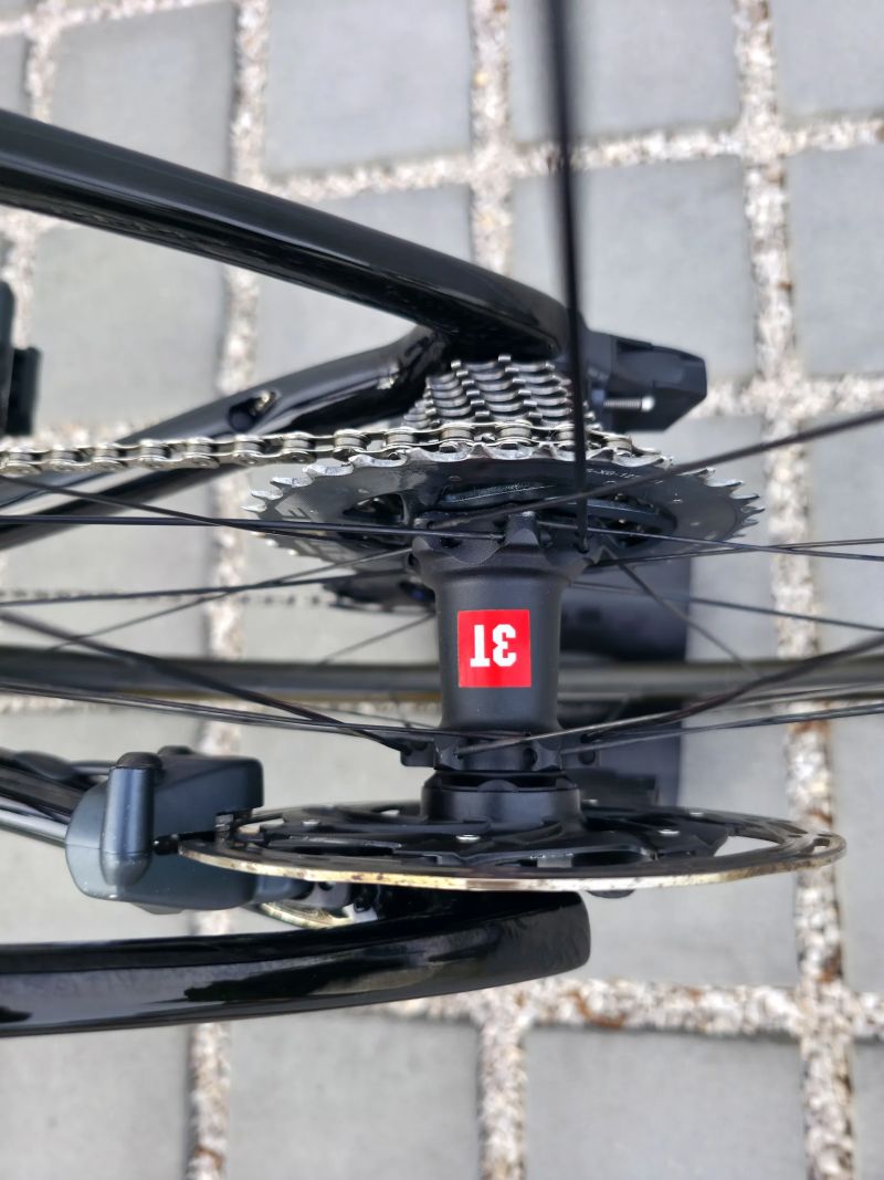 Silniční kolo Trek Émonda SLR7 Carbon AXS eTap 2022 – velikost 54cm (M)