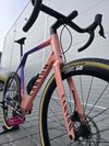 Gravel Canyon Inflite CF SL 8 Carbon Sram Rival AXS 2024 - velikost XL